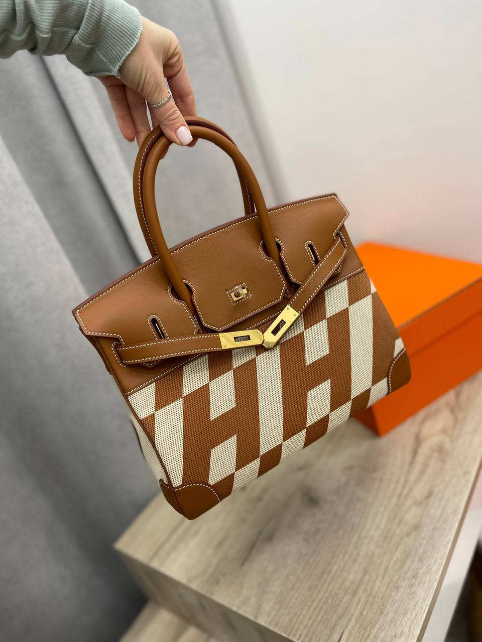 Коллекционная женская сумка Birkin 30 см, GHW Hermes BP-46102 Коллекционная женская сумка Birkin 30 см, GHW Hermes BP-46102