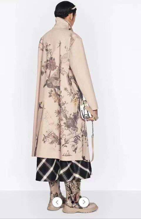 Коллекционный плащ Christian Dior BP-21038 Коллекционный плащ Christian Dior BP-21038