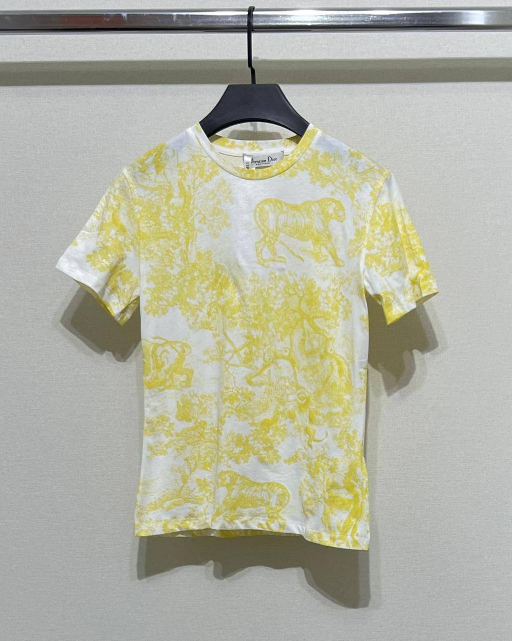 Коллекционная футболка Christian Dior BP-52352 Коллекционная футболка Christian Dior BP-52352