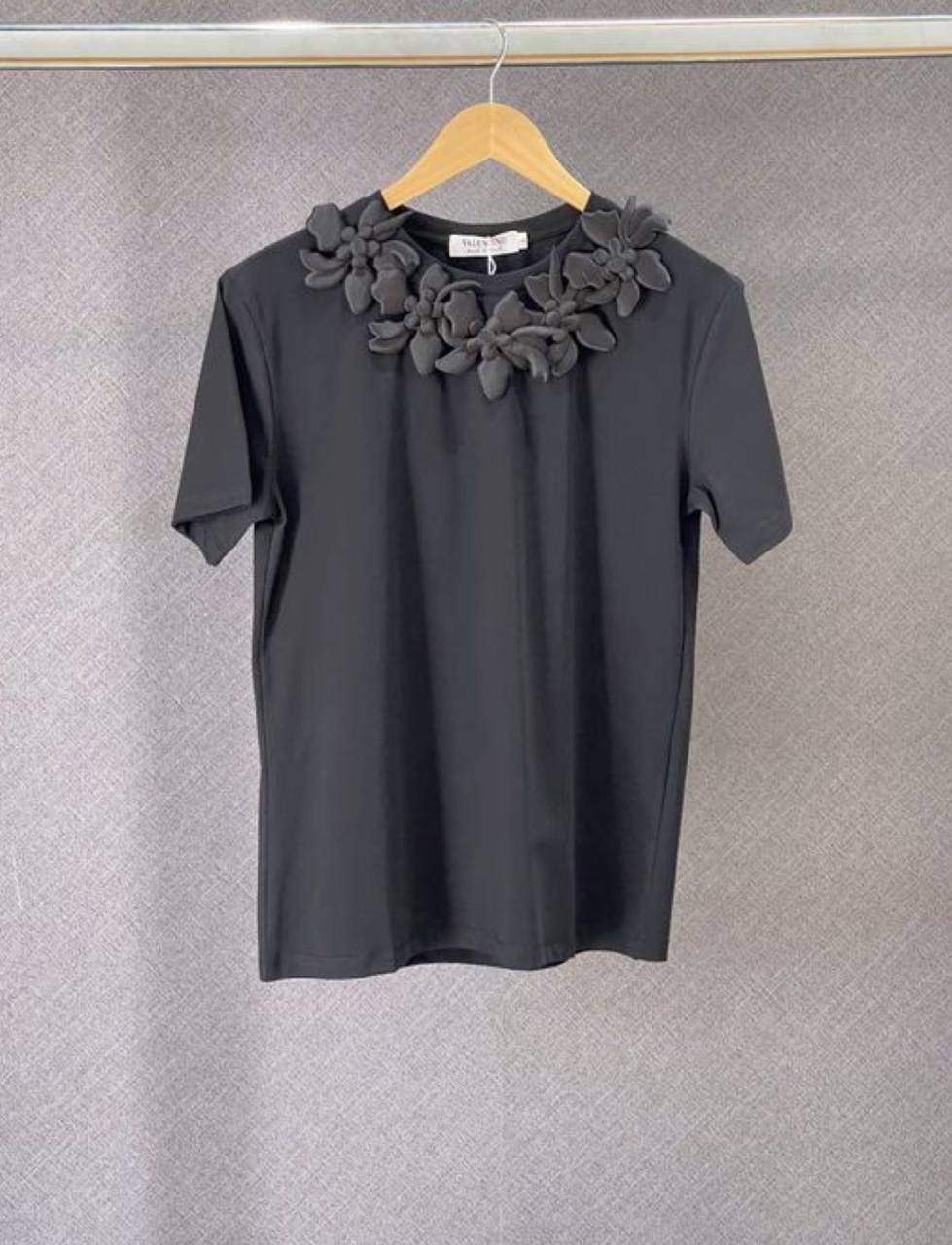 Коллекционная футболка Valentino BP-52072 Коллекционная футболка Valentino BP-52072