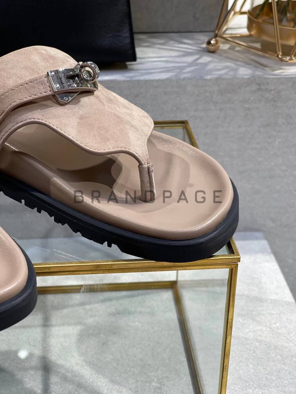 Женские шлепанцы из кожи Hermes BPLUX12476 Женские шлепанцы из кожи Hermes BPLUX12476