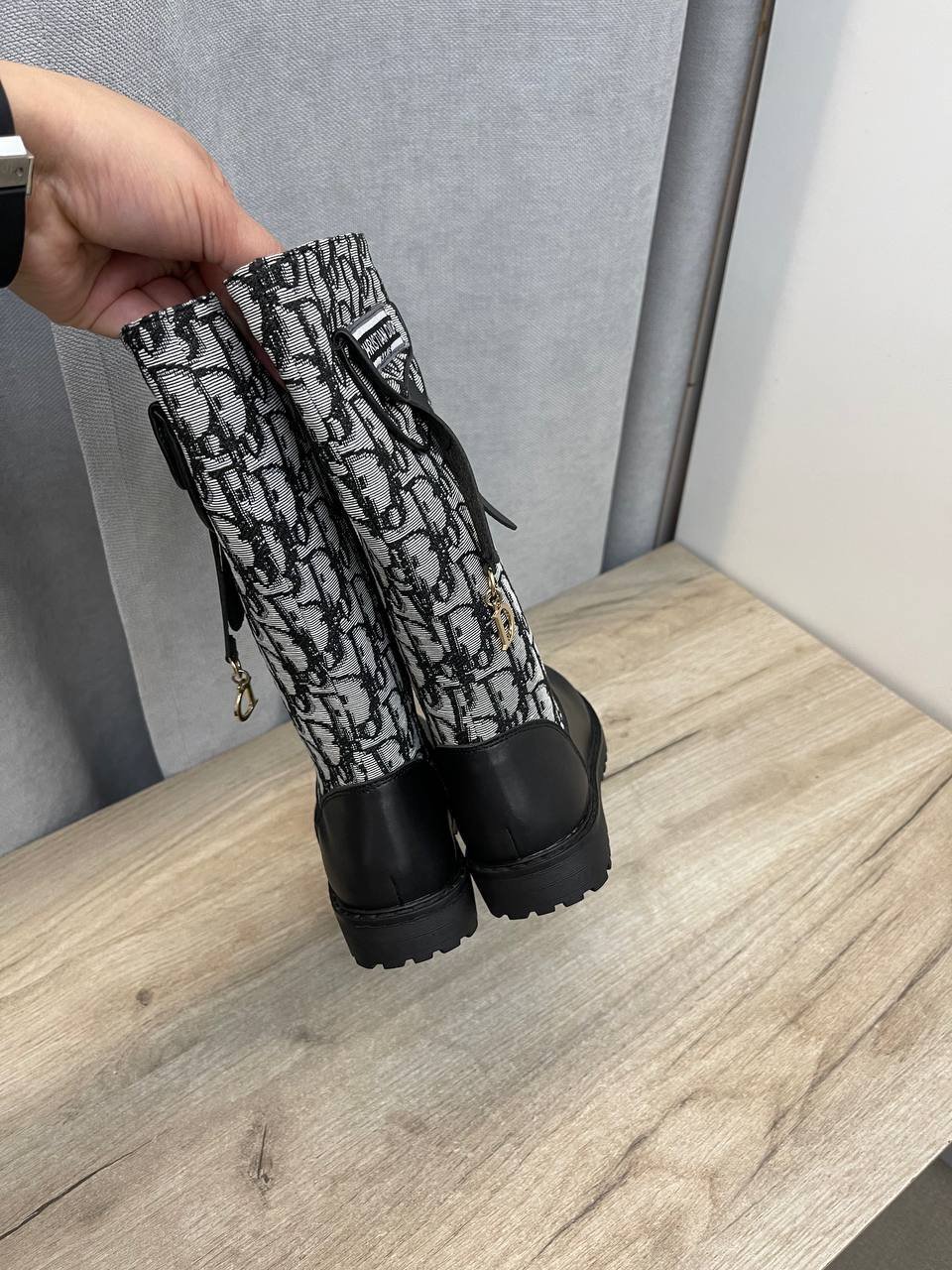 Сапоги лимитные Christian Dior BP-42041 Сапоги лимитные Christian Dior BP-42041