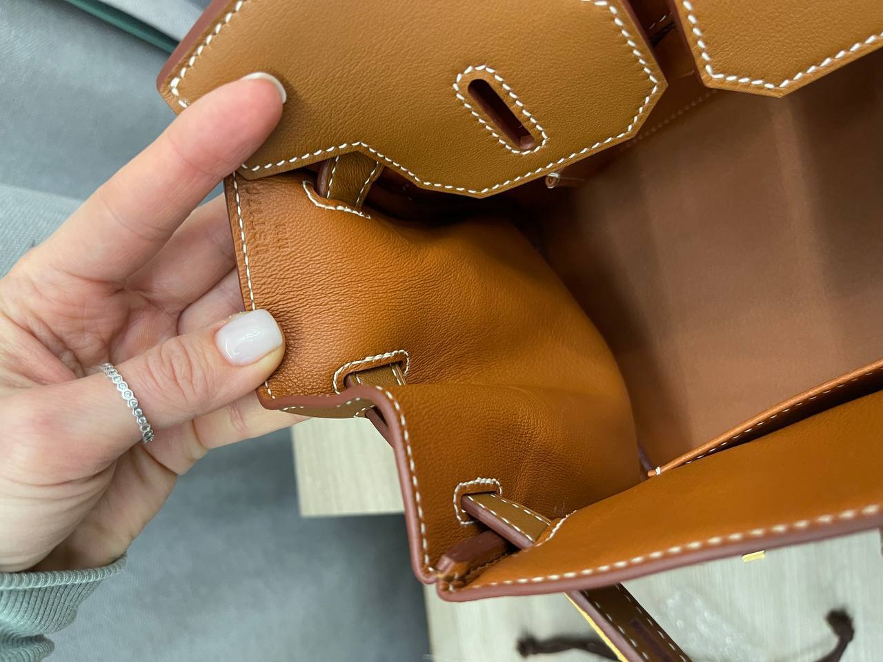 Коллекционная женская сумка Birkin 30 см, GHW Hermes BP-46102 Коллекционная женская сумка Birkin 30 см, GHW Hermes BP-46102