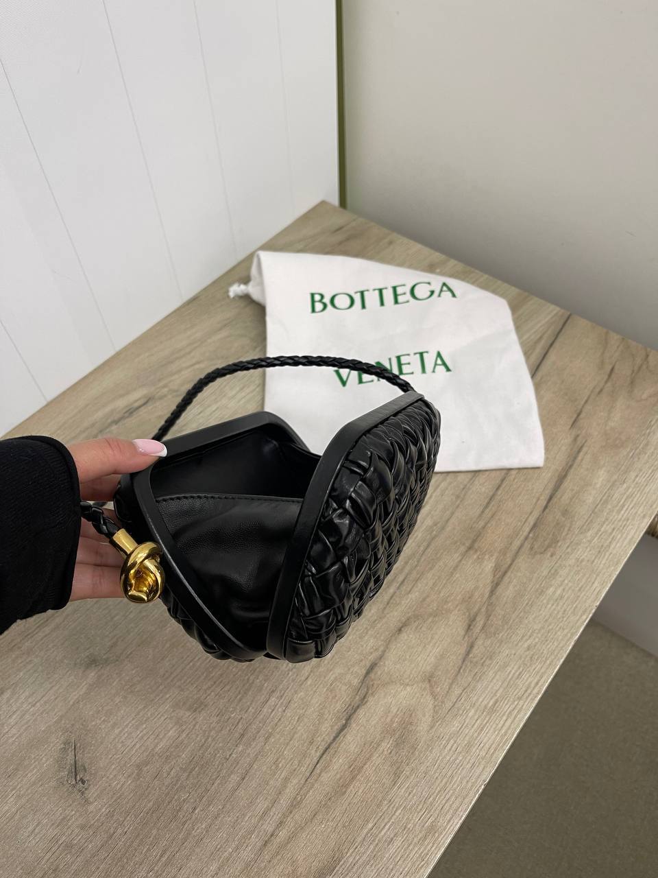 Bottega Veneta Knot On Strap трендовый BP-26394 Bottega Veneta Knot On Strap трендовый BP-26394