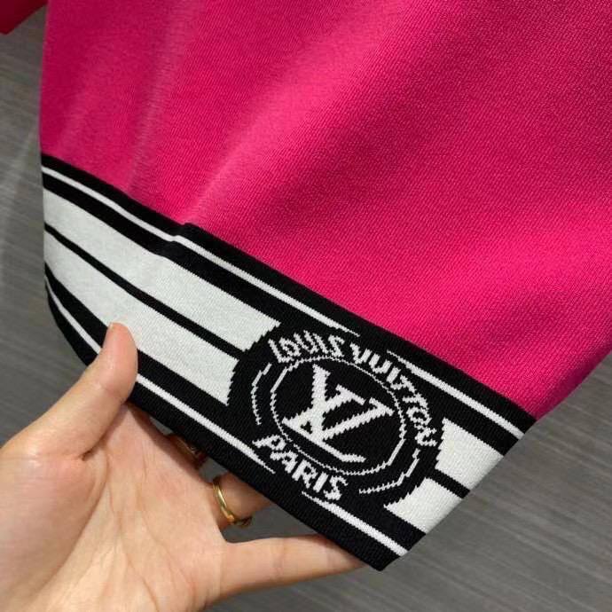 Топ повседневный Louis Vuitton BP-13637 Топ повседневный Louis Vuitton BP-13637