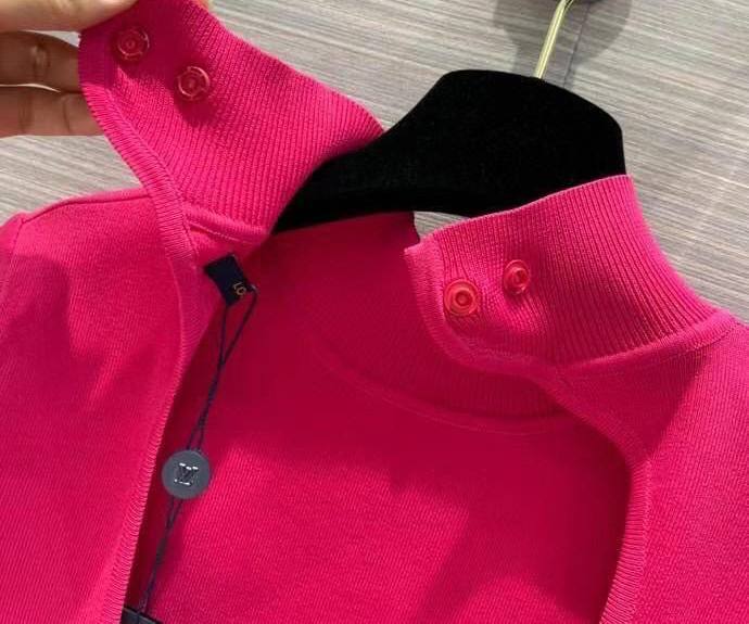 Топ повседневный Louis Vuitton BP-13637 Топ повседневный Louis Vuitton BP-13637