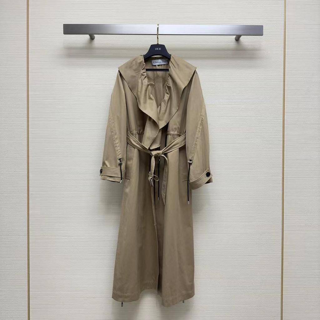 Элитный плащ Christian Dior BP-32992 Элитный плащ Christian Dior BP-32992