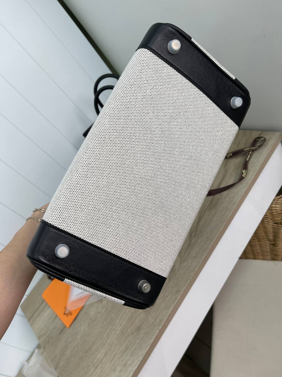 Коллекционная сумка Birkin женская, 30 см, с фурнитурой PHW Hermes BP-32562 Коллекционная сумка Birkin женская, 30 см, с фурнитурой PHW Hermes BP-32562