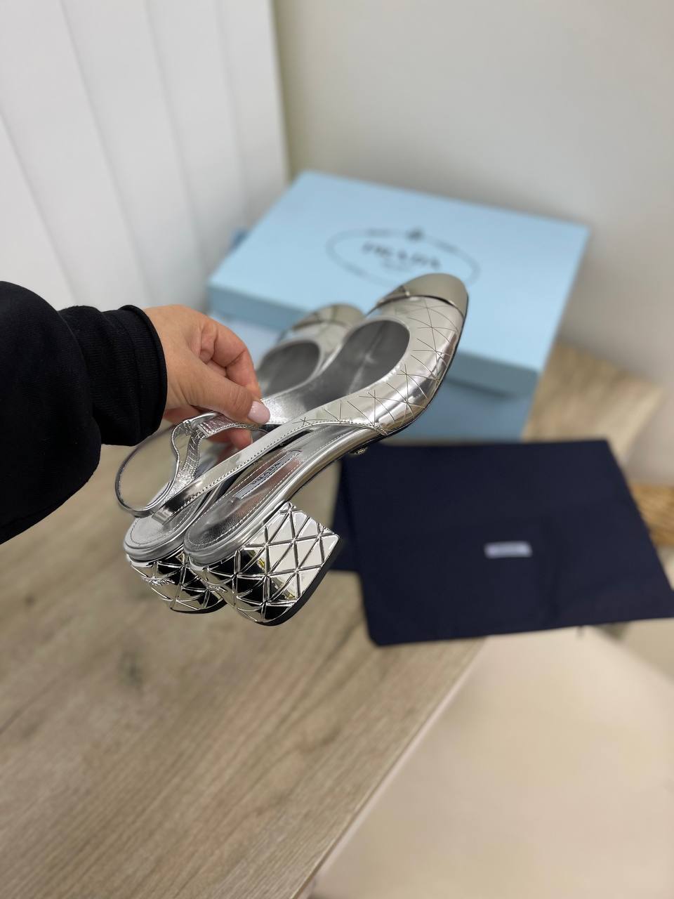 Повседневные босоножки Prada BP-27786 Повседневные босоножки Prada BP-27786