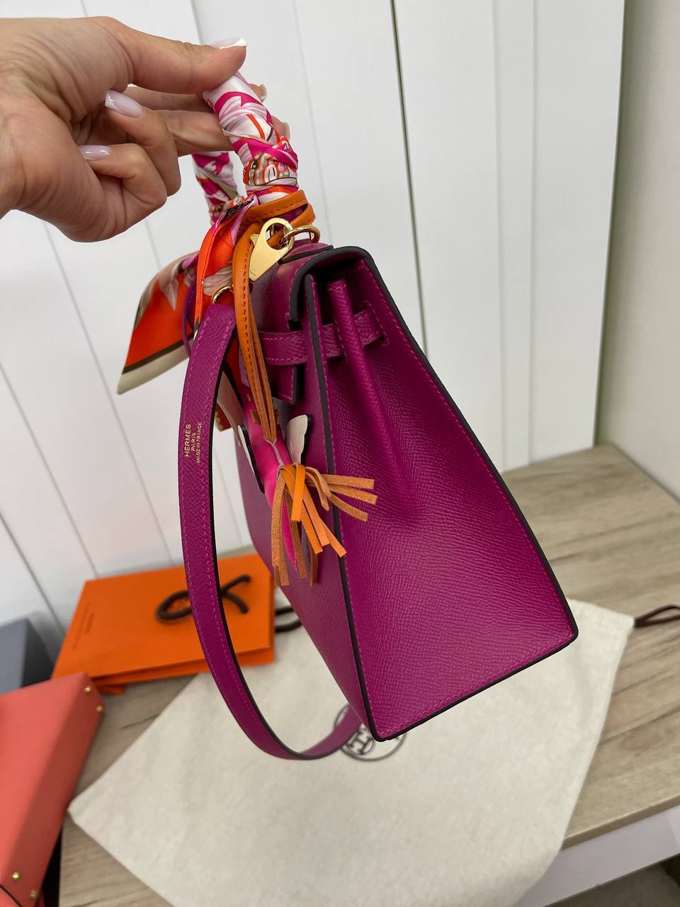 Эксклюзивная сумка Kelly, Hermes, Epsom, 25 Hermes BP-37463 Эксклюзивная сумка Kelly, Hermes, Epsom, 25 Hermes BP-37463