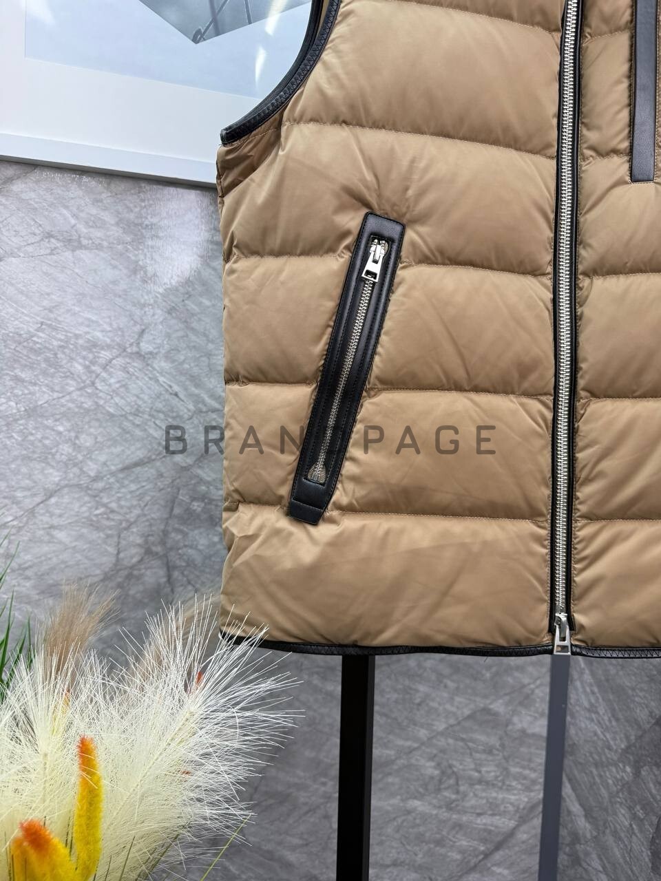 Жилет нейлоновый Tom Ford BPLUX5591 Жилет нейлоновый Tom Ford BPLUX5591