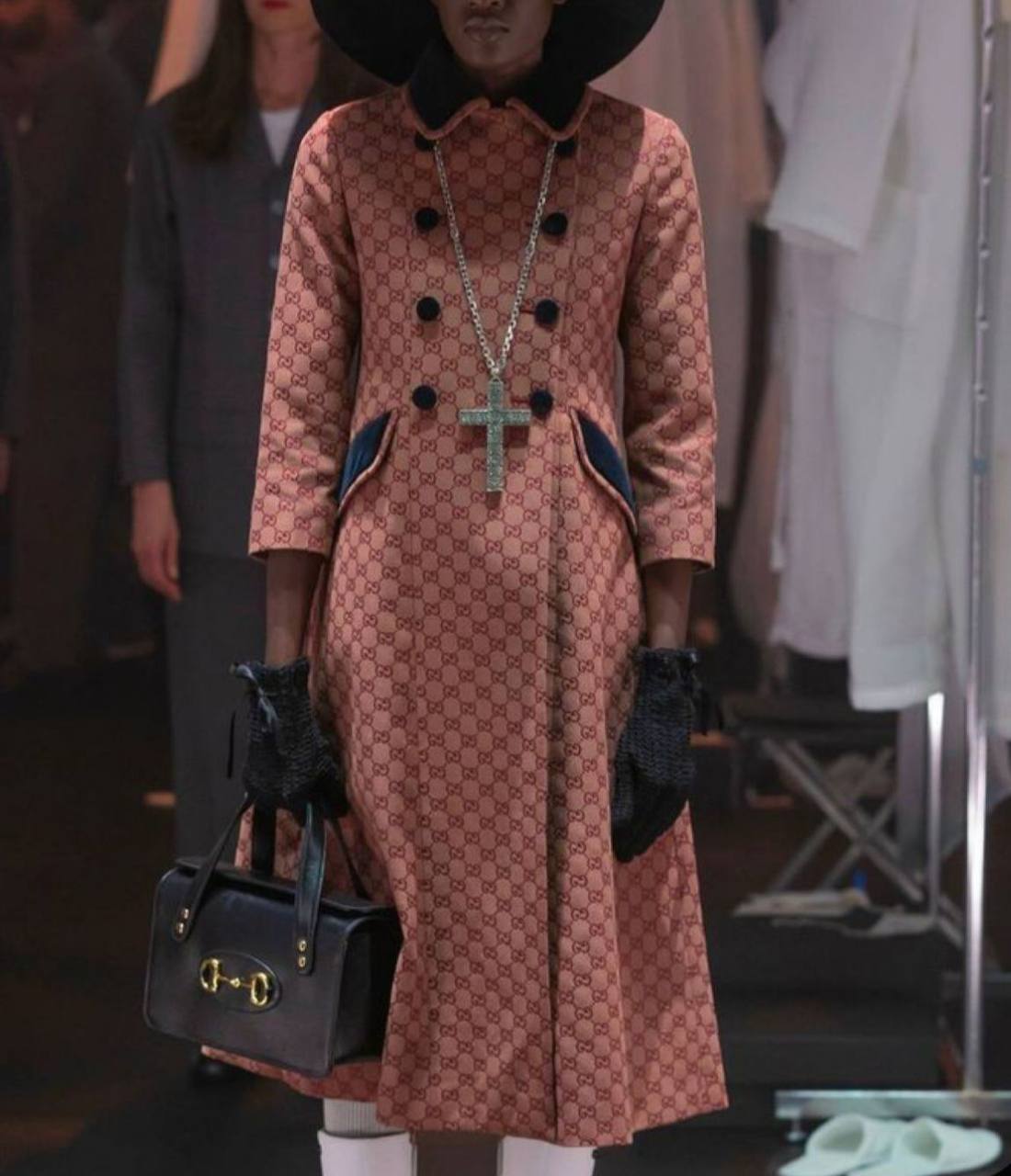 Коллекционный плащ Gucci BP-39670 Коллекционный плащ Gucci BP-39670