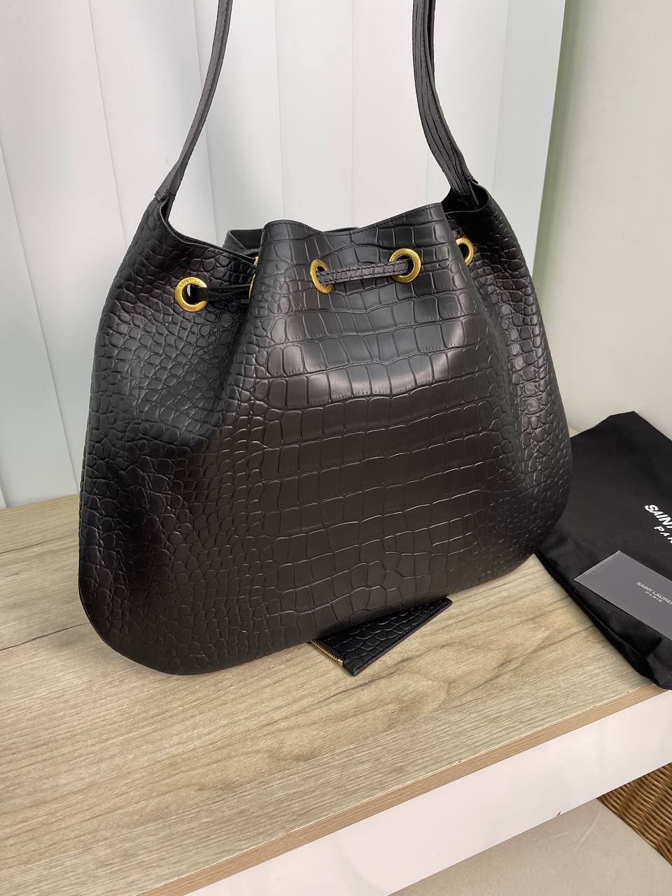 Женская элитная сумка черная Yves Saint Laurent BP-24680 Женская элитная сумка черная Yves Saint Laurent BP-24680