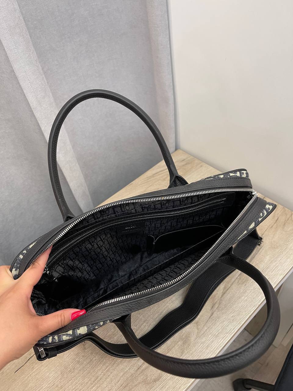 Портфель Christian Dior коллекционный BP-53123 Портфель Christian Dior коллекционный BP-53123