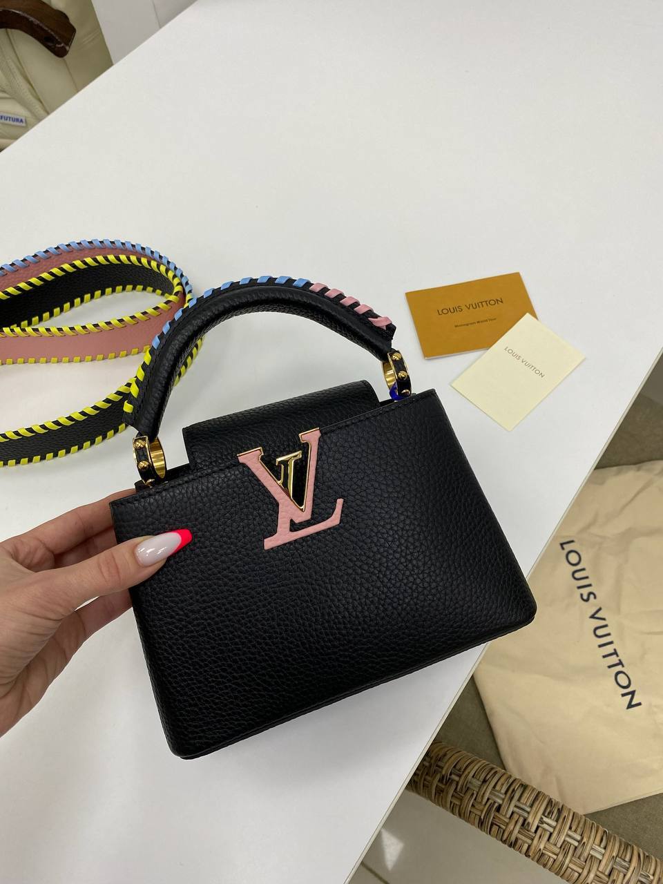 Capucines коллекционная женская сумка 20 см Louis Vuitton BP-29495 Capucines коллекционная женская сумка 20 см Louis Vuitton BP-29495