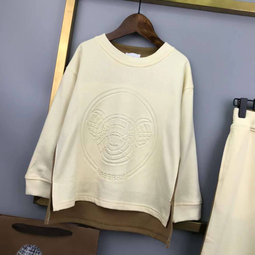 Костюм оригинальный Burberry BP-21207 Костюм оригинальный Burberry BP-21207