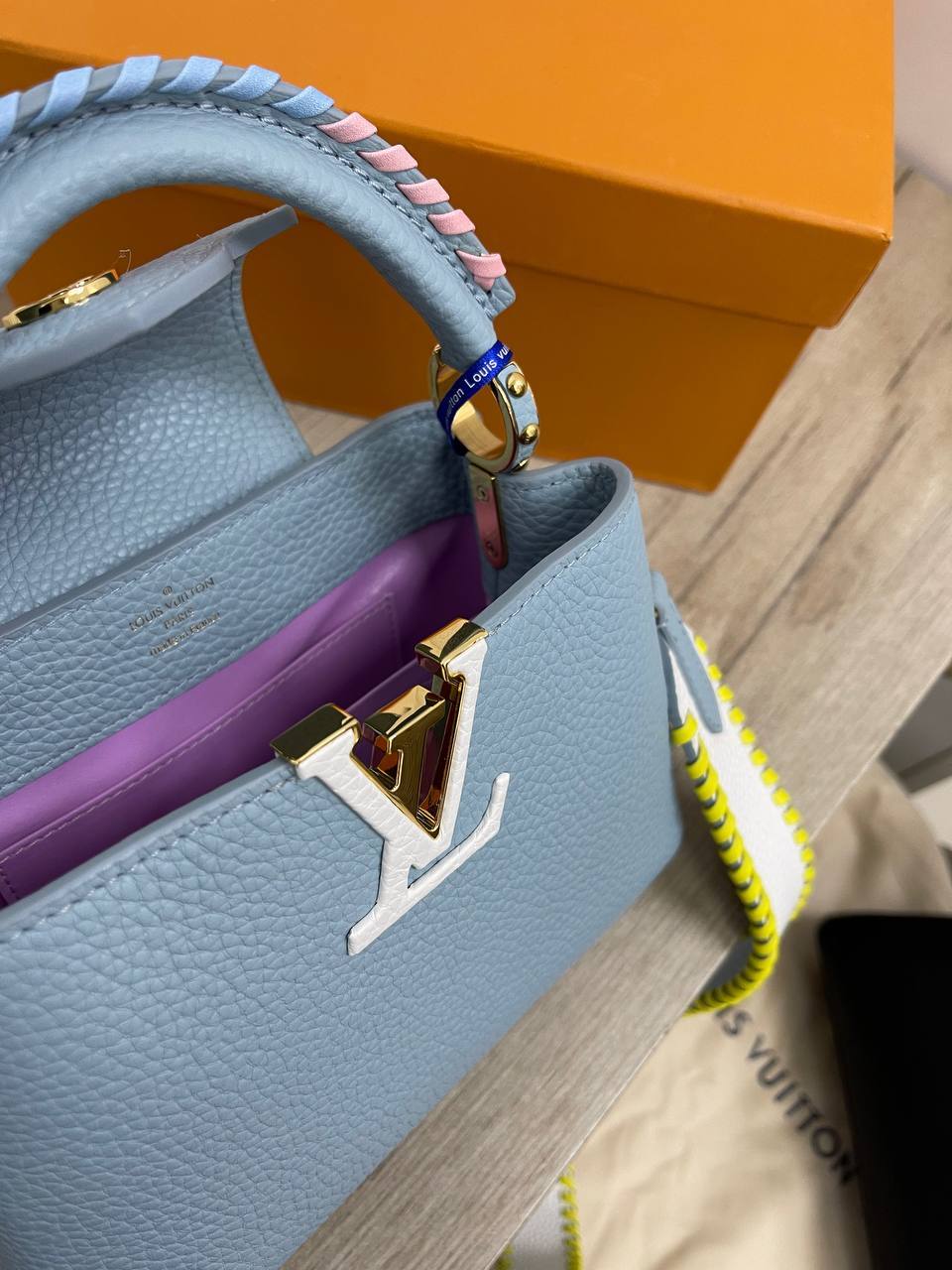 Элитная женская сумка Capucines 20 см Louis Vuitton BP-29494 Элитная женская сумка Capucines 20 см Louis Vuitton BP-29494