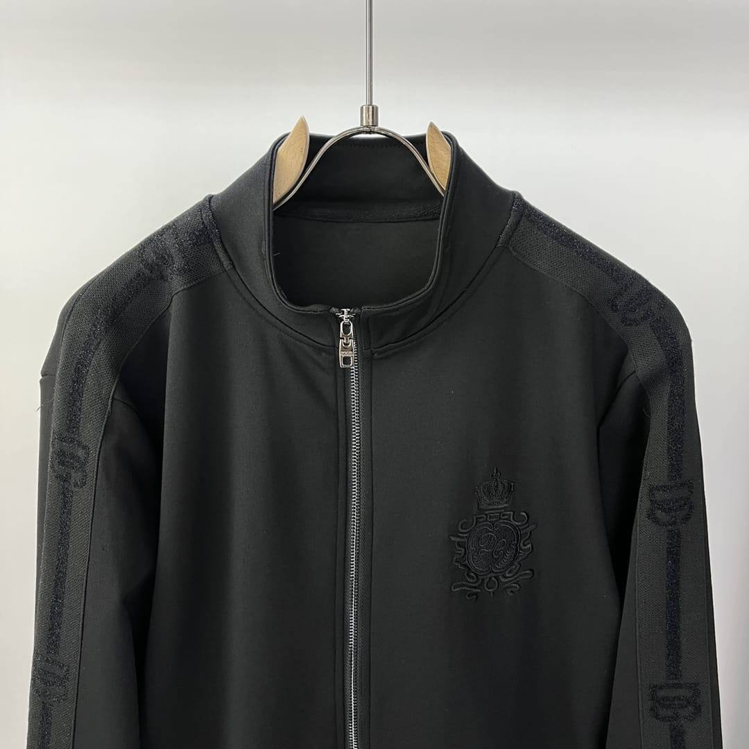 Спортивный костюм от Dolce & Gabbana BP-25919 Спортивный костюм от Dolce & Gabbana BP-25919