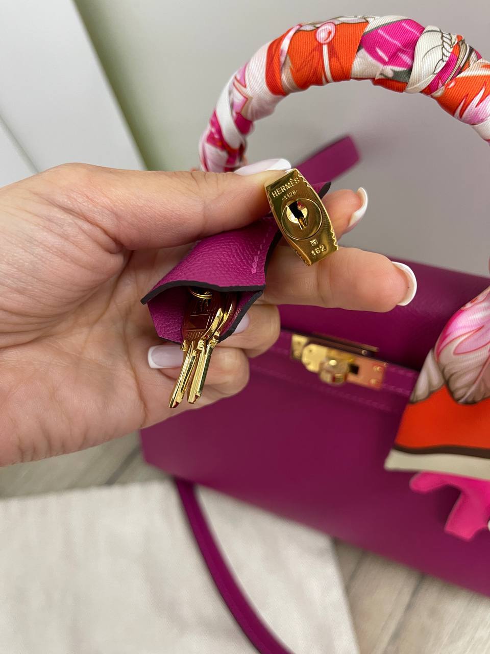 Эксклюзивная сумка Kelly, Hermes, Epsom, 25 Hermes BP-37463 Эксклюзивная сумка Kelly, Hermes, Epsom, 25 Hermes BP-37463