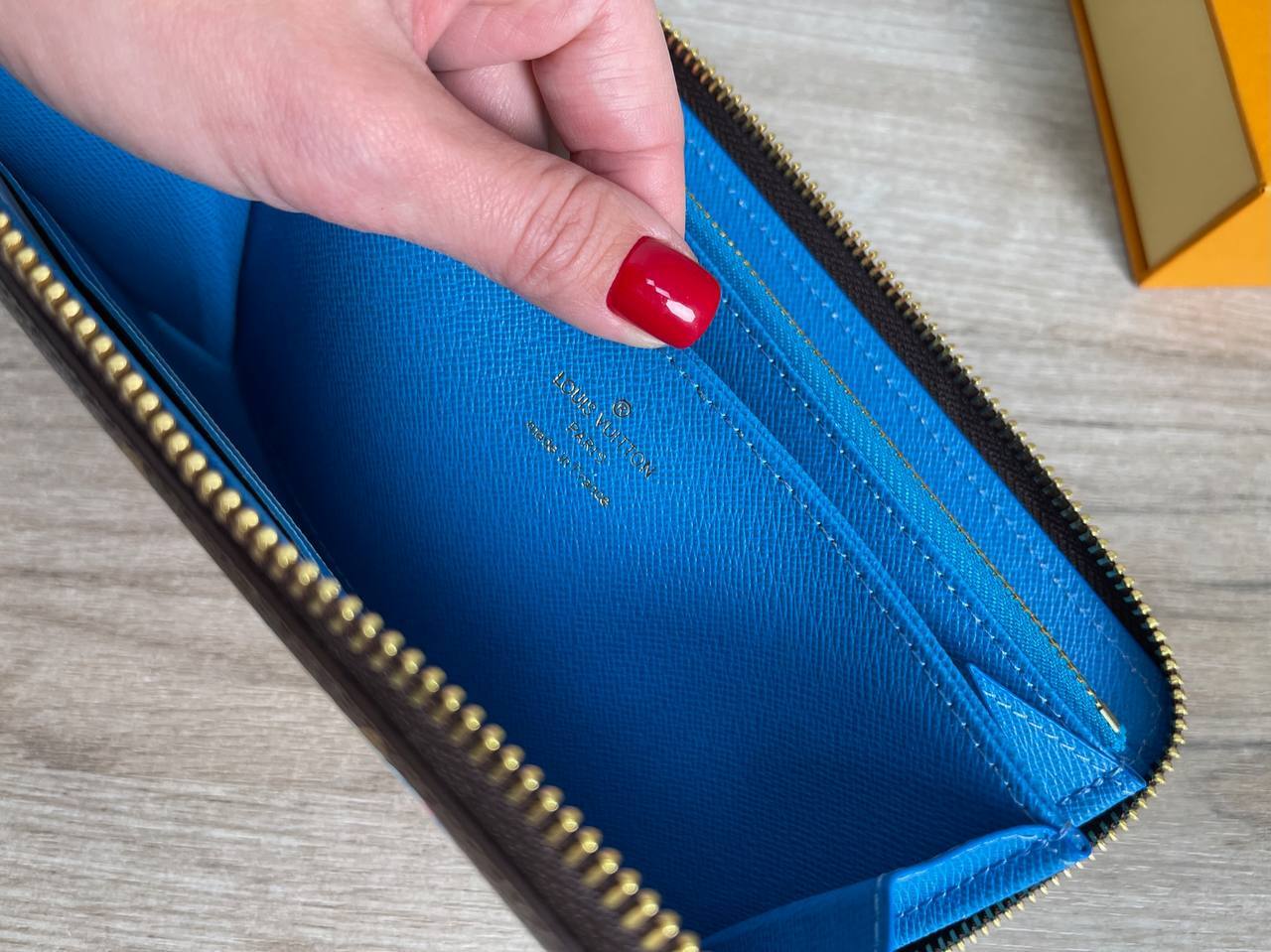 Элитный кошелек Louis Vuitton BP-23411 Элитный кошелек Louis Vuitton BP-23411