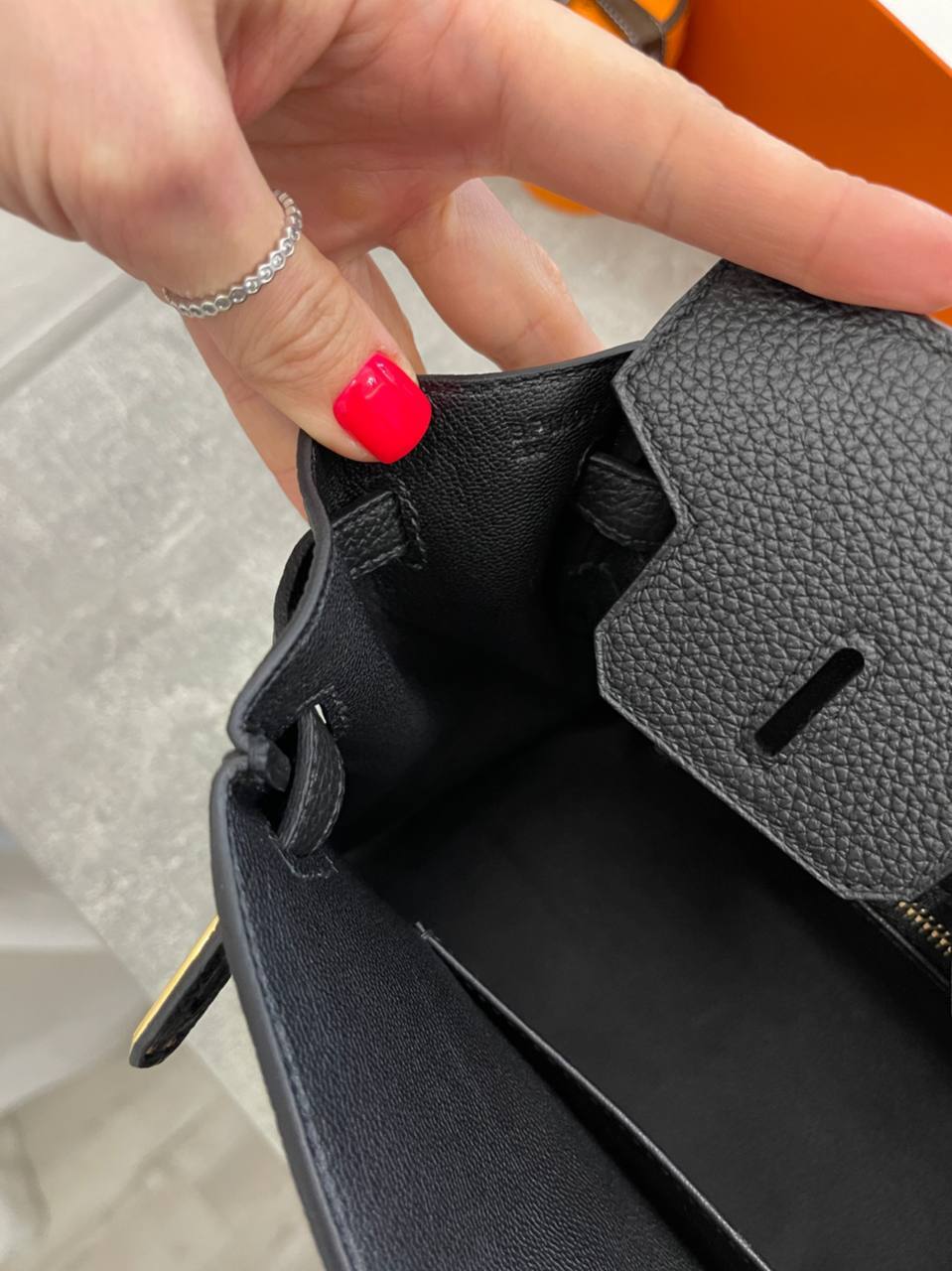 Коллекционная сумка Birkin женская 25 см, Hermes BP-46992, из кожи Fjord Коллекционная сумка Birkin женская 25 см, Hermes BP-46992, из кожи Fjord