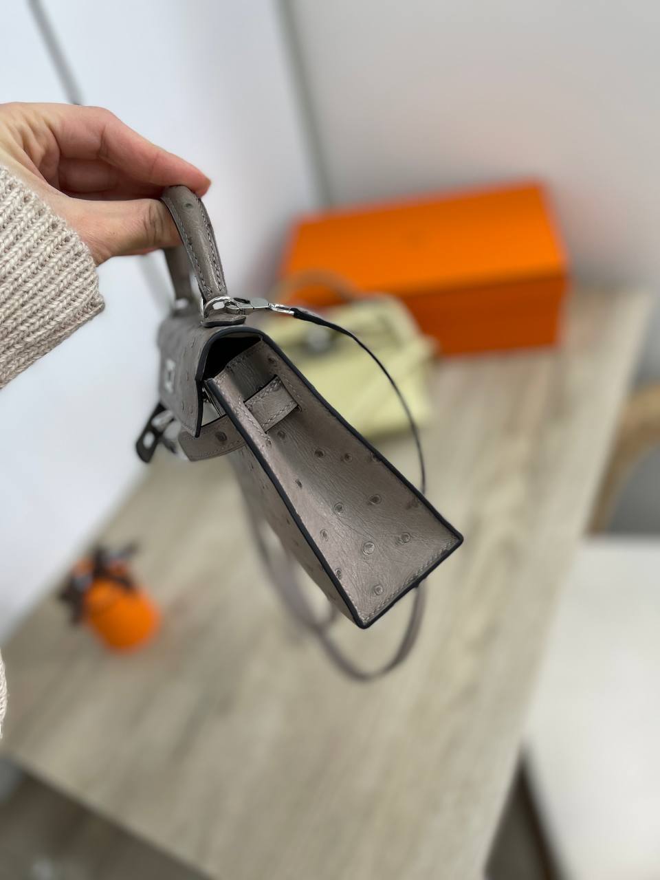 Элегантная мини сумка Kelly женская из Ostrich кожи, Hermes BP-25975 Элегантная мини сумка Kelly женская из Ostrich кожи, Hermes BP-25975