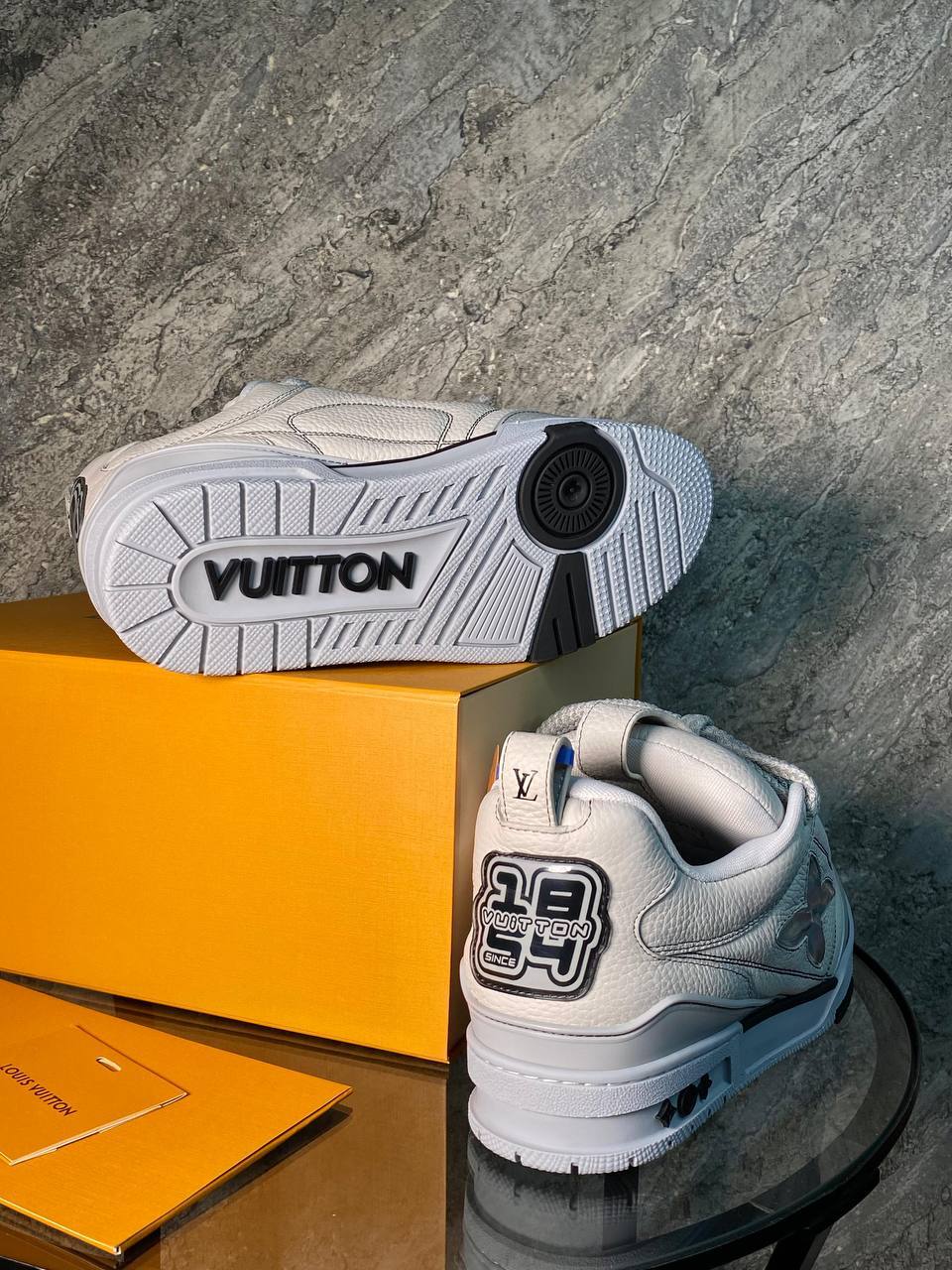 Мужские кроссовки от Louis Vuitton BP-44125 Мужские кроссовки от Louis Vuitton BP-44125