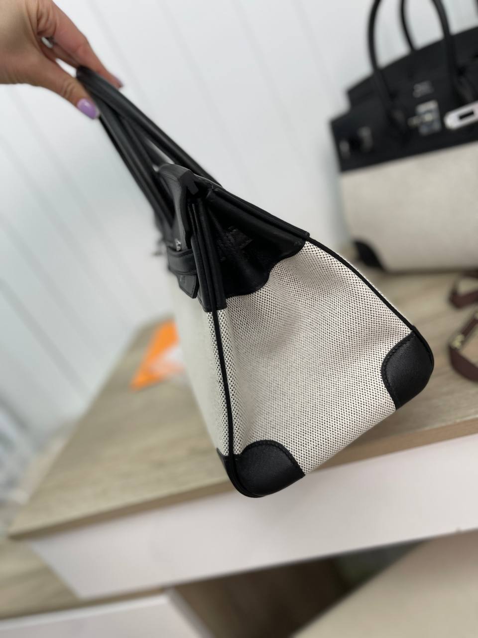 Коллекционная сумка Birkin женская, 30 см, с фурнитурой PHW Hermes BP-32562 Коллекционная сумка Birkin женская, 30 см, с фурнитурой PHW Hermes BP-32562