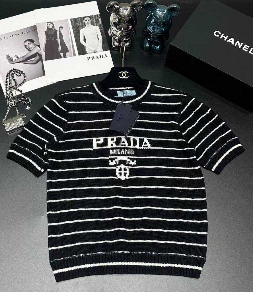 Премиум трикотажная футболка Prada BP-30490 Премиум трикотажная футболка Prada BP-30490