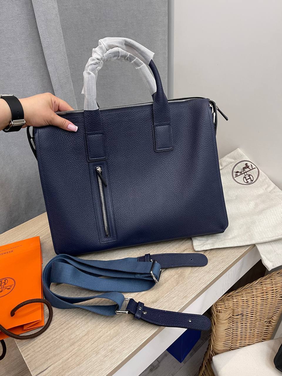 Портфель Hermes BP-48750 для деловых встреч Портфель Hermes BP-48750 для деловых встреч