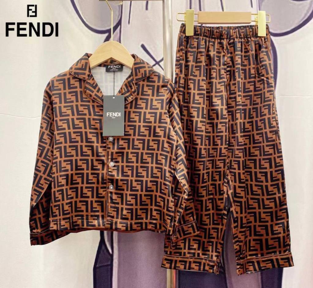 Пижама стильная Fendi BP-36136 Пижама стильная Fendi BP-36136