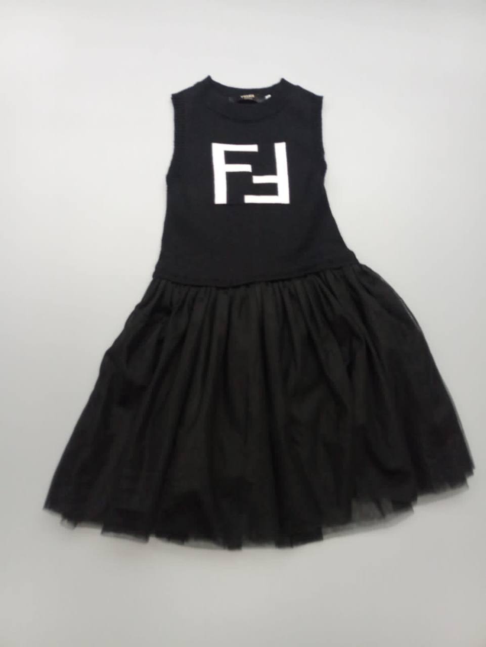 Комплект модный Fendi BP-17569 Комплект модный Fendi BP-17569