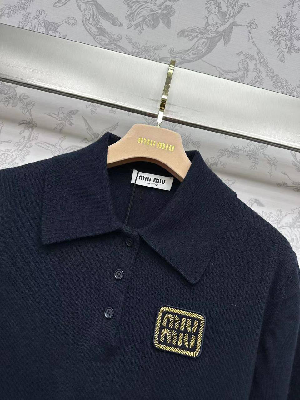 Miu Miu BP-48565 поло коллекционное Miu Miu BP-48565 поло коллекционное