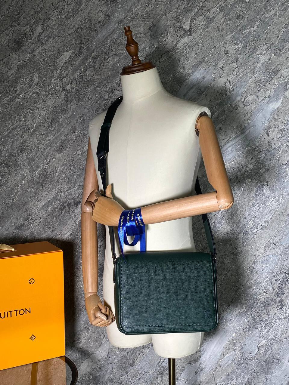 Louis Vuitton мессенджер премиум BP-42892 Louis Vuitton мессенджер премиум BP-42892