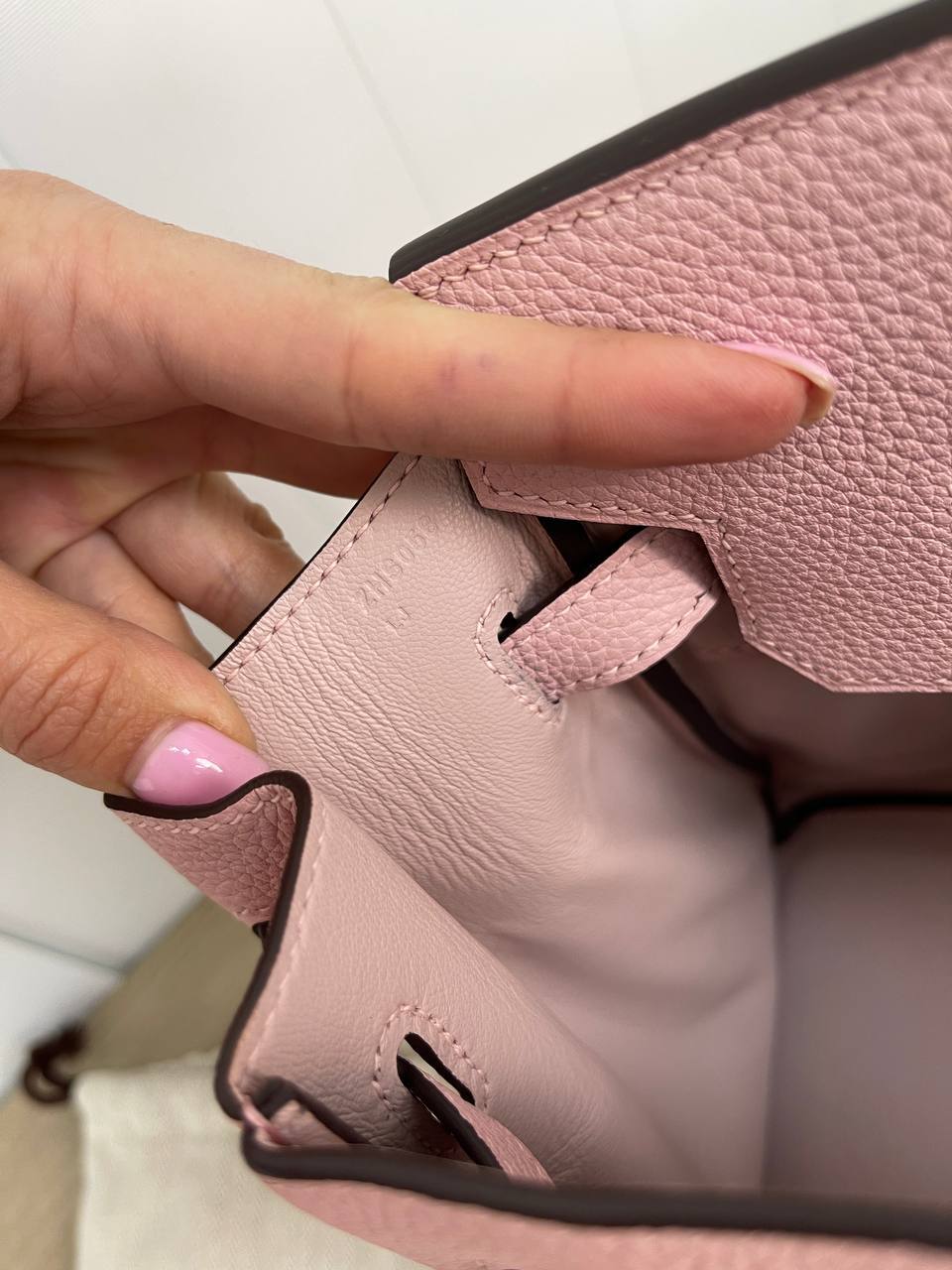 Трендовая женская сумка Birkin, Togo, 30 см Hermes BP-12675 Трендовая женская сумка Birkin, Togo, 30 см Hermes BP-12675