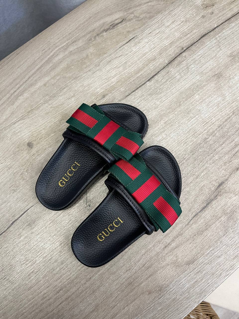 Шлепанцы дизайнерские Gucci BP-52182 Шлепанцы дизайнерские Gucci BP-52182
