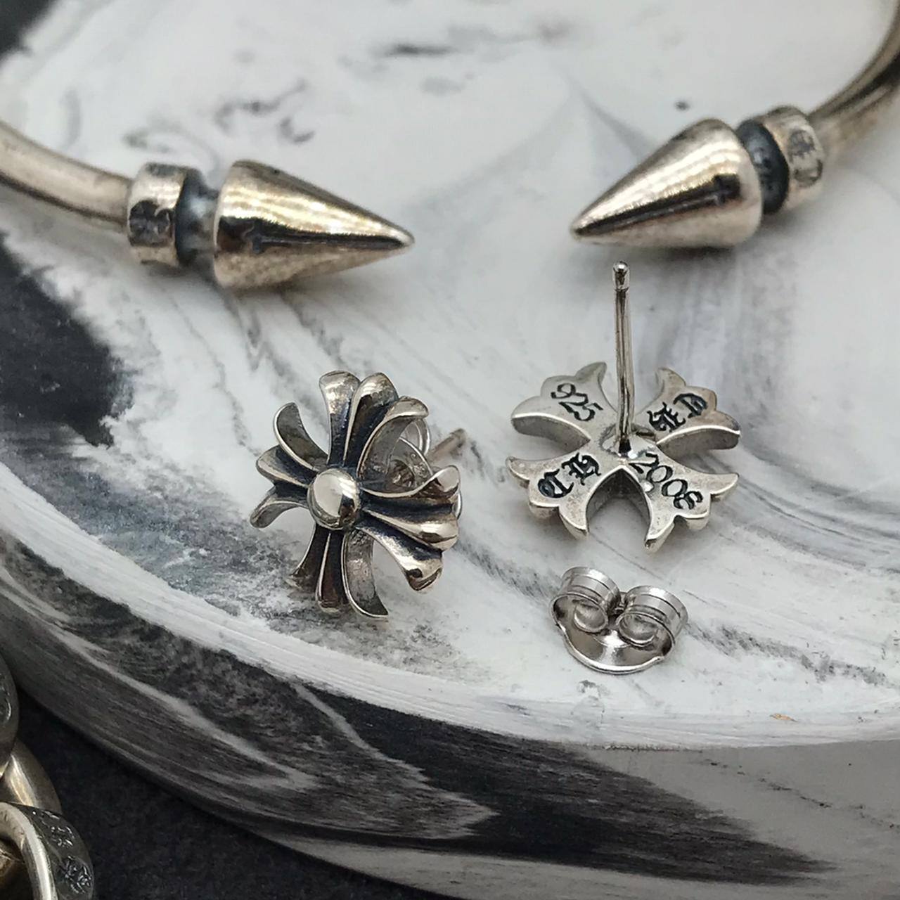 Элитные серьги Chrome hearts BP-33343 Элитные серьги Chrome hearts BP-33343