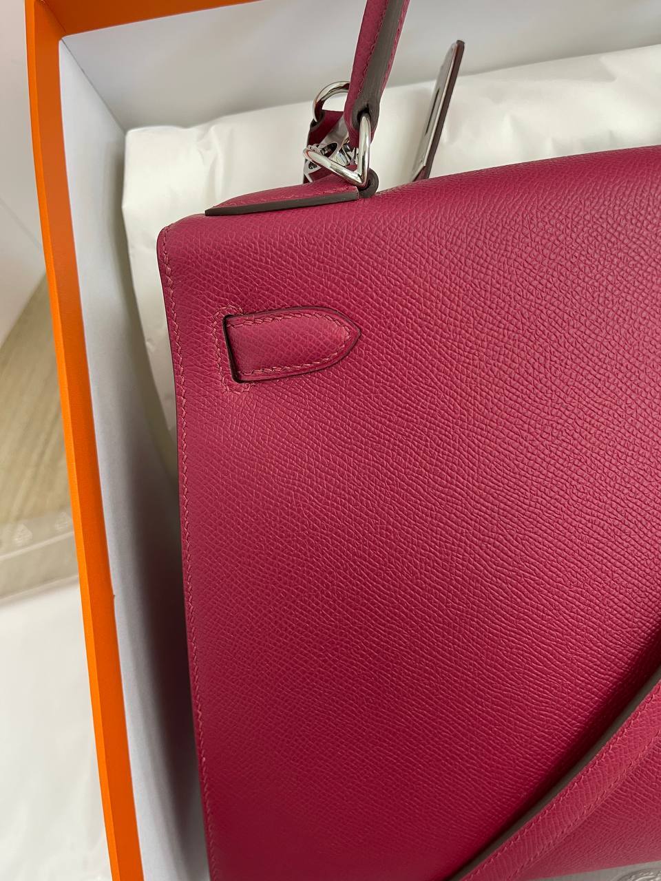 Сумка женская Kelly, коллекционная, PHW, 28 Hermes BP-32777 Сумка женская Kelly, коллекционная, PHW, 28 Hermes BP-32777