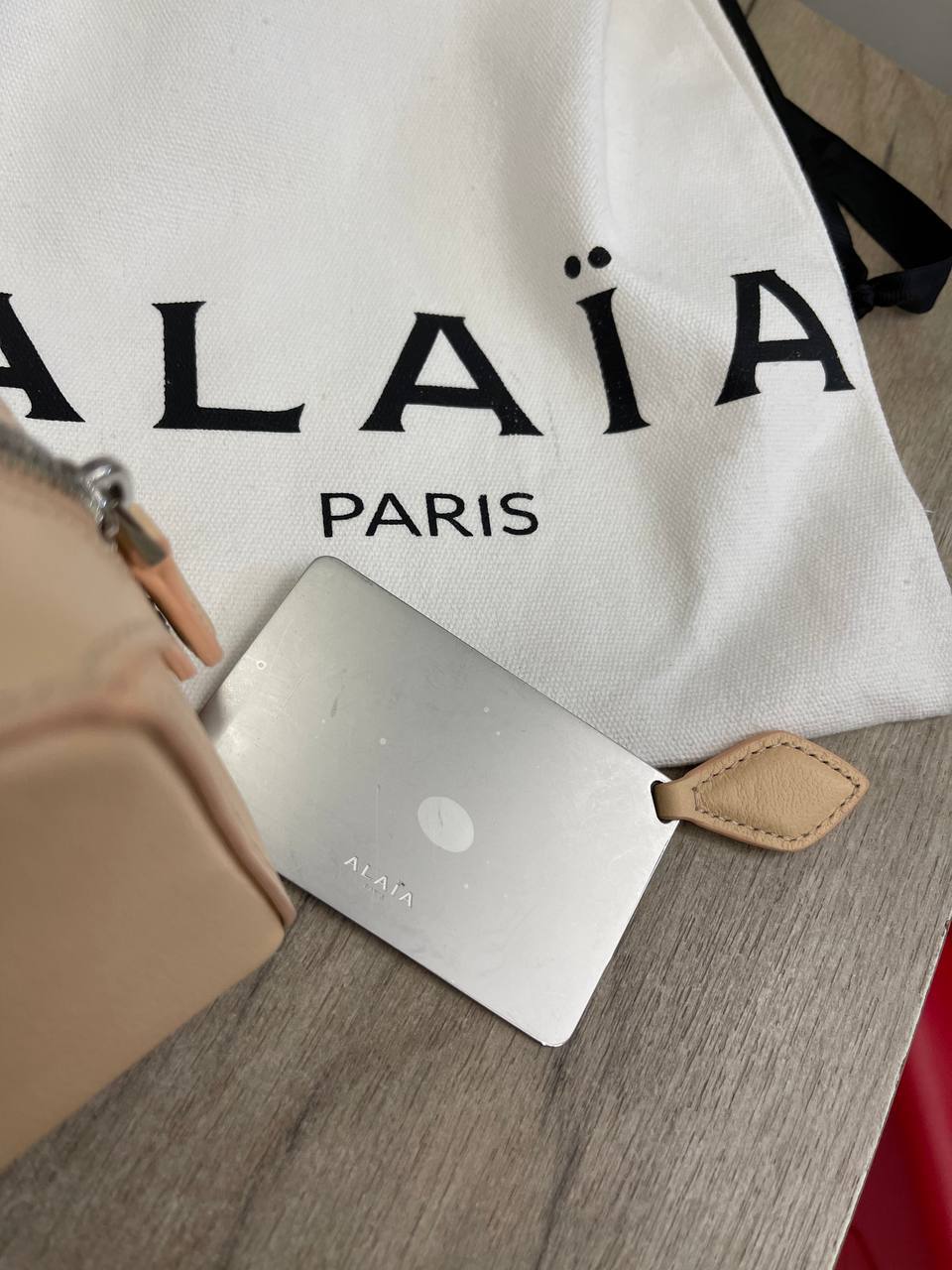 Элитная женская сумка Alaia BP-51917 Элитная женская сумка Alaia BP-51917