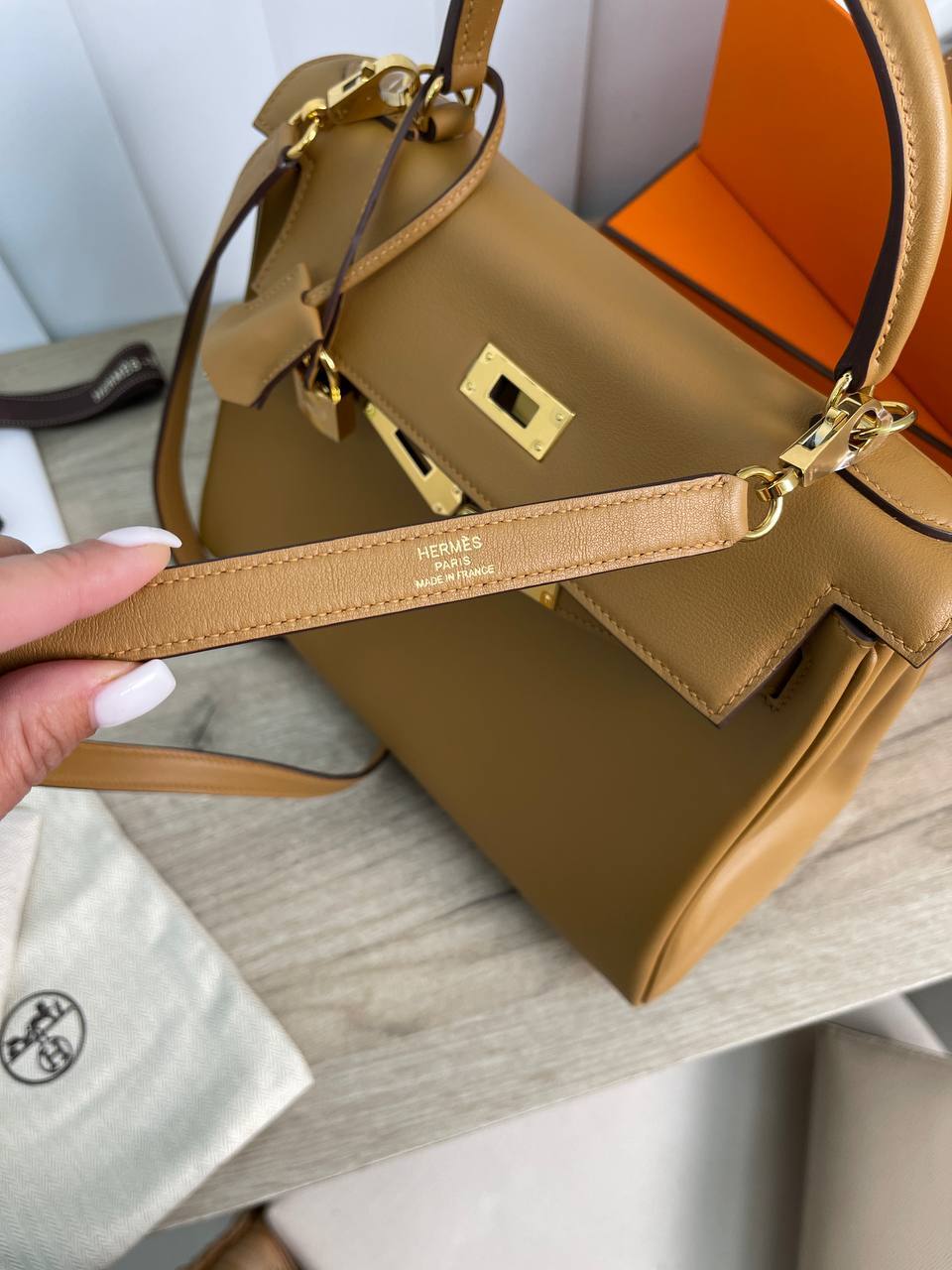 Коллекционная сумка Kelly, 28 см Hermes BP-16438 Коллекционная сумка Kelly, 28 см Hermes BP-16438