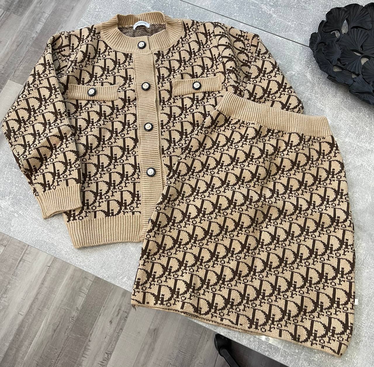 Костюм модный Gucci BP-38810 Костюм модный Gucci BP-38810