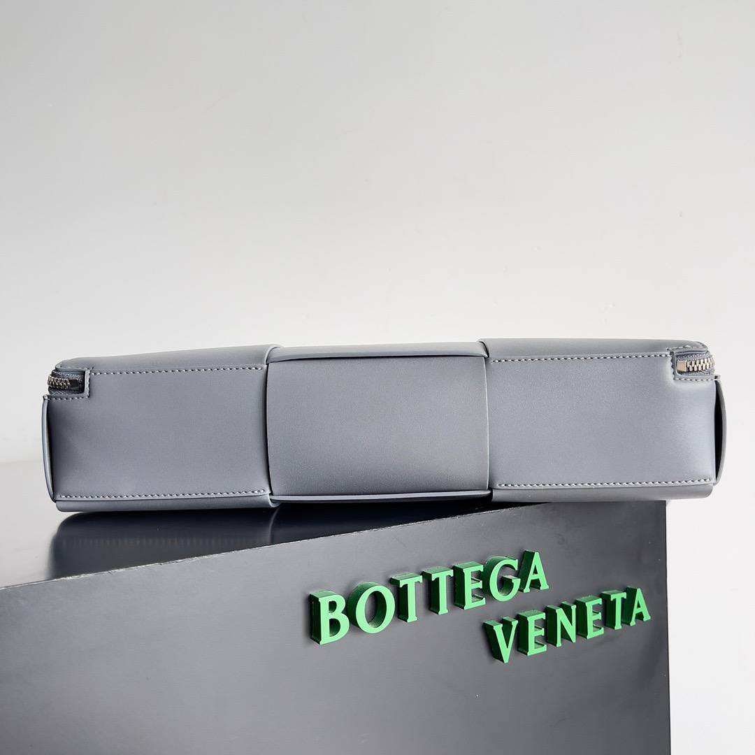 Портфель Bottega Veneta стильный BP-37280 Портфель Bottega Veneta стильный BP-37280
