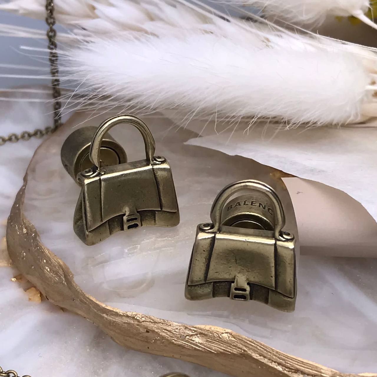 Элитные серьги Balenciaga BP-32390 Элитные серьги Balenciaga BP-32390