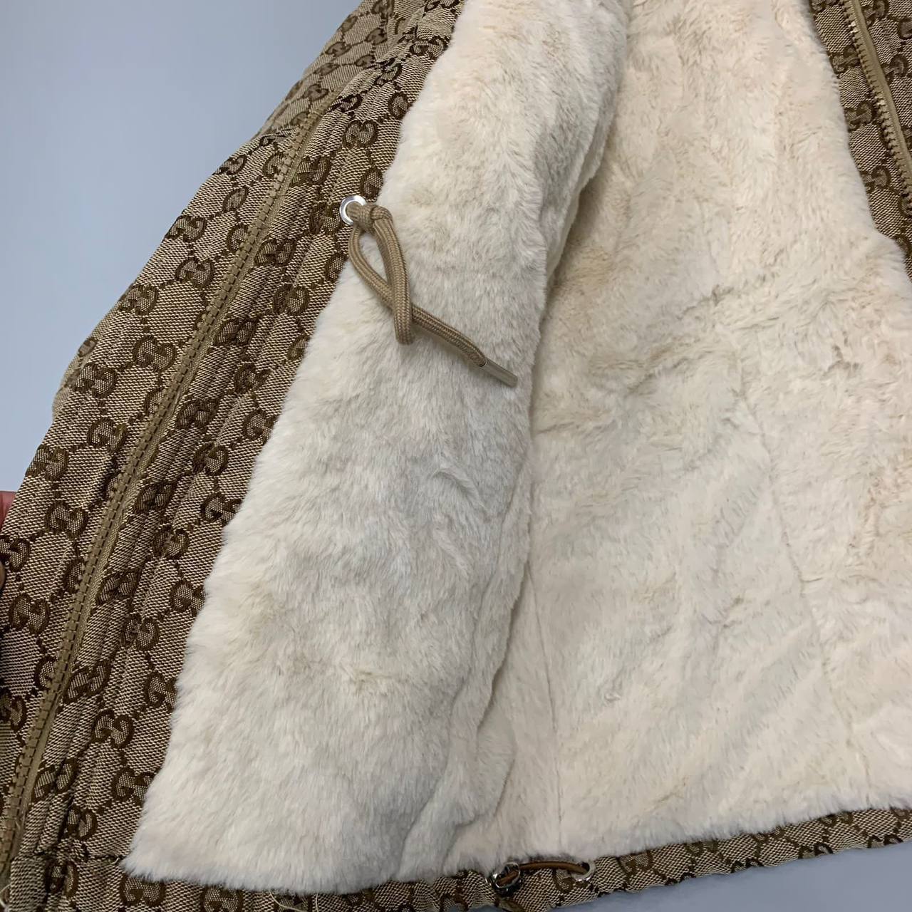 Куртка стильная Gucci BP-19758 Куртка стильная Gucci BP-19758