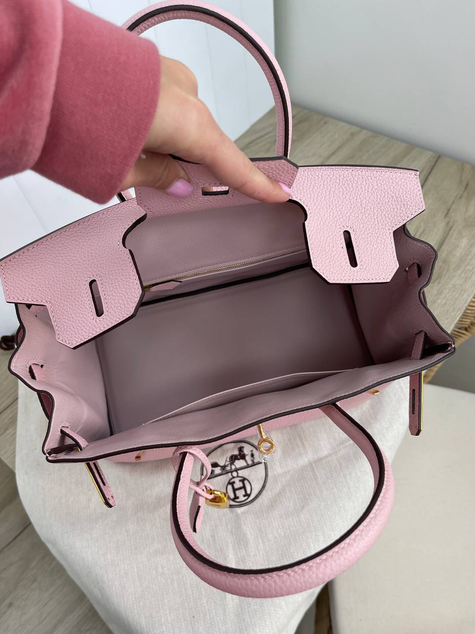 Трендовая женская сумка Birkin, Togo, 30 см Hermes BP-12675 Трендовая женская сумка Birkin, Togo, 30 см Hermes BP-12675