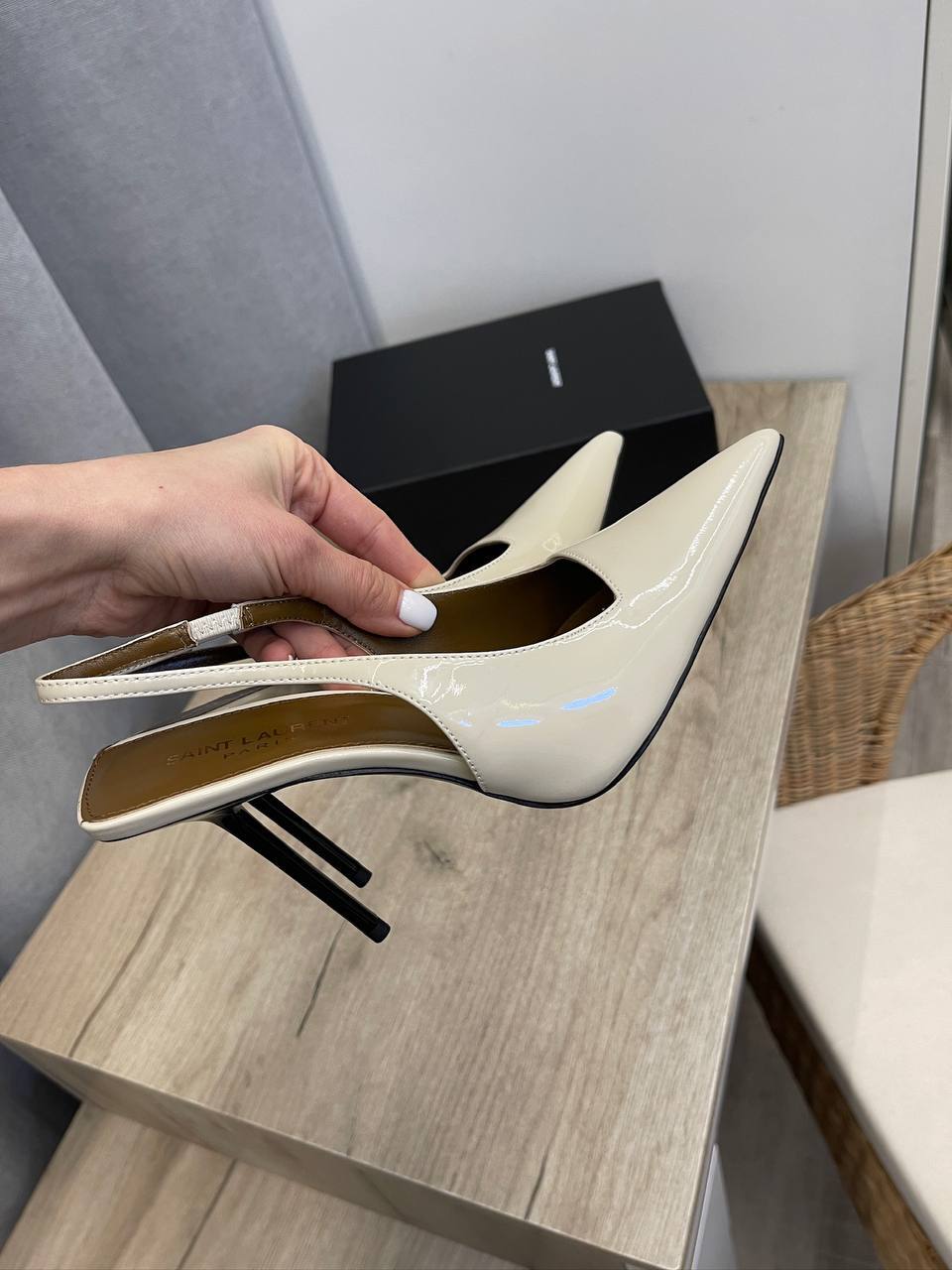 Коллекционные туфли Yves Saint Laurent BP-50601 Коллекционные туфли Yves Saint Laurent BP-50601