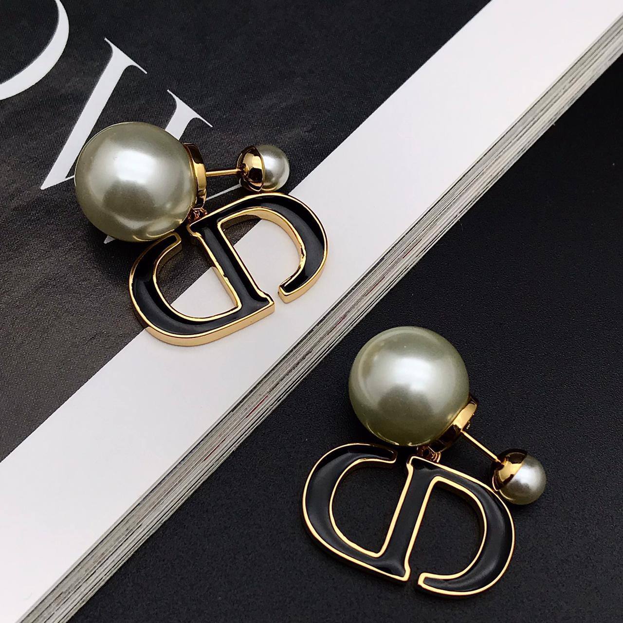 Коллекционные серьги Christian Dior BP-35644 Коллекционные серьги Christian Dior BP-35644