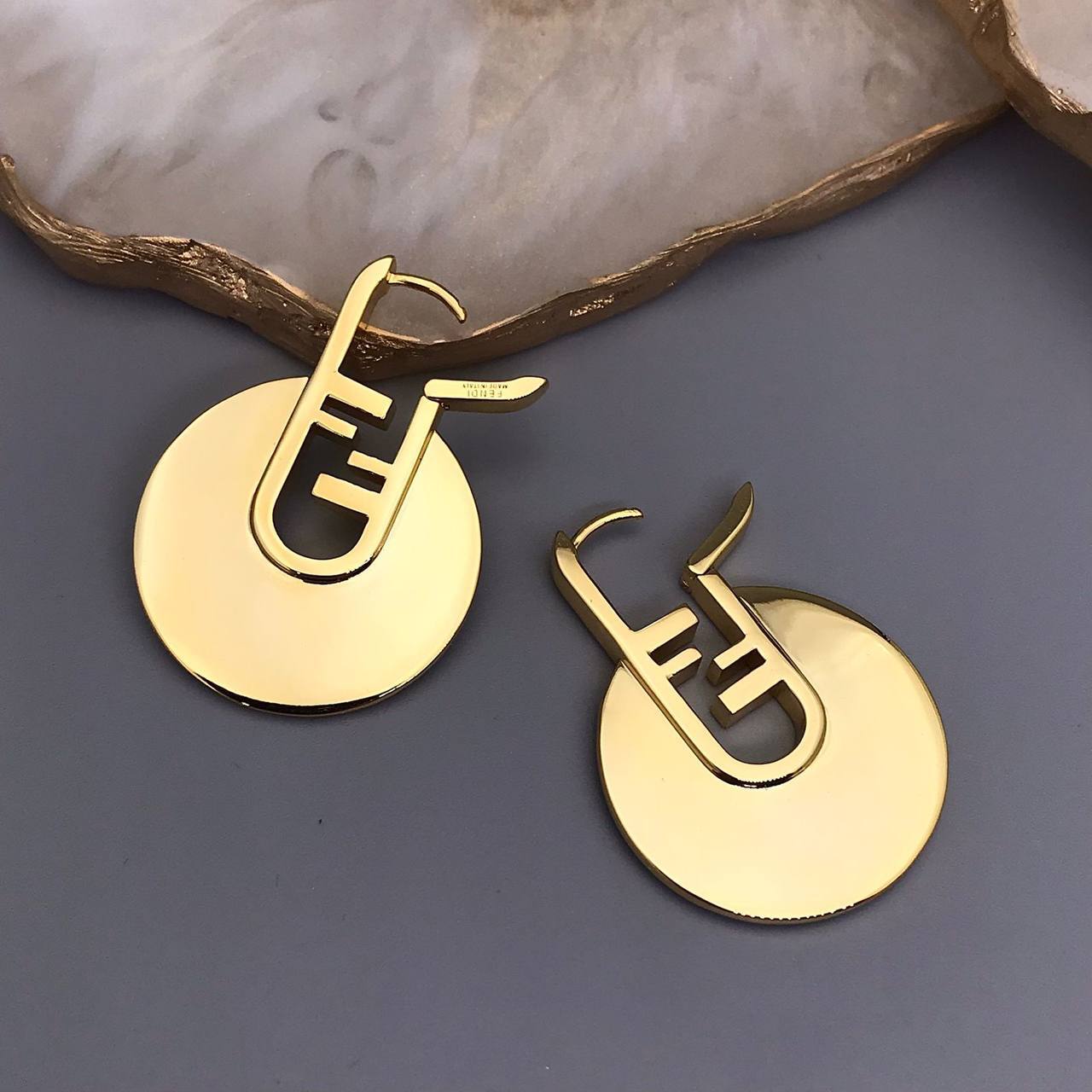 Дизайнерские серьги Fendi BP-27318 Дизайнерские серьги Fendi BP-27318