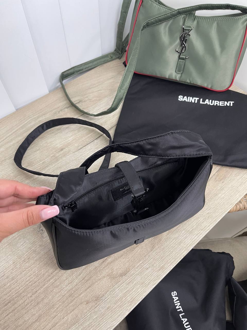 Сумка коллекционная женская Yves Saint Laurent BP-36215 Сумка коллекционная женская Yves Saint Laurent BP-36215