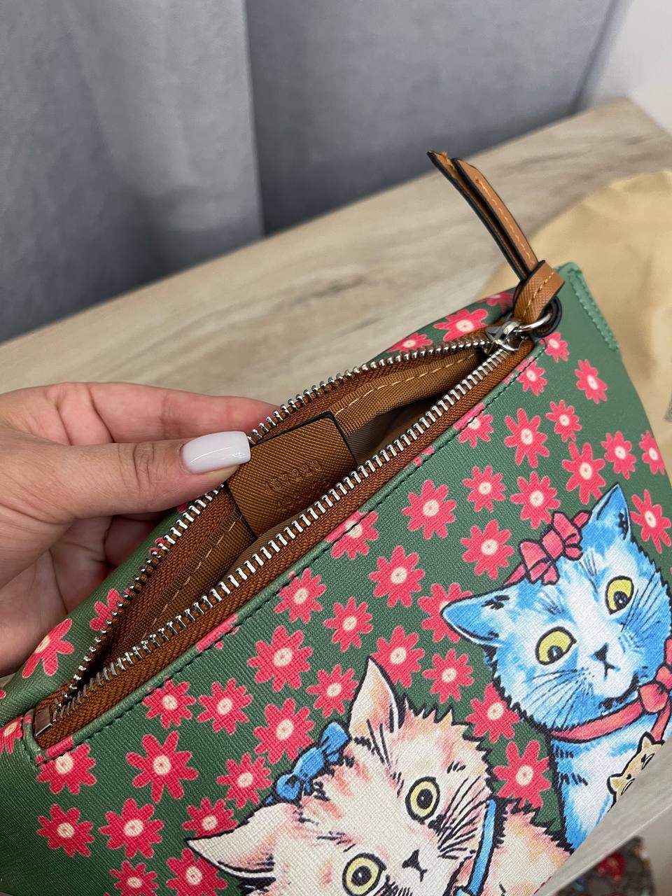 Слинг-сумка Gucci BP-50317 Слинг-сумка Gucci BP-50317